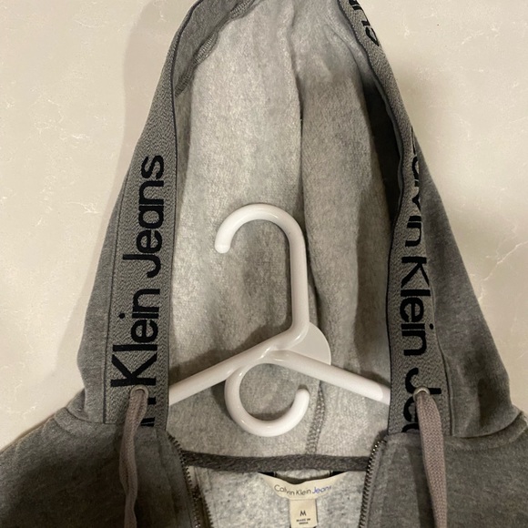 Calvin Klein zip up sweatshirt - Picture 3 of 3